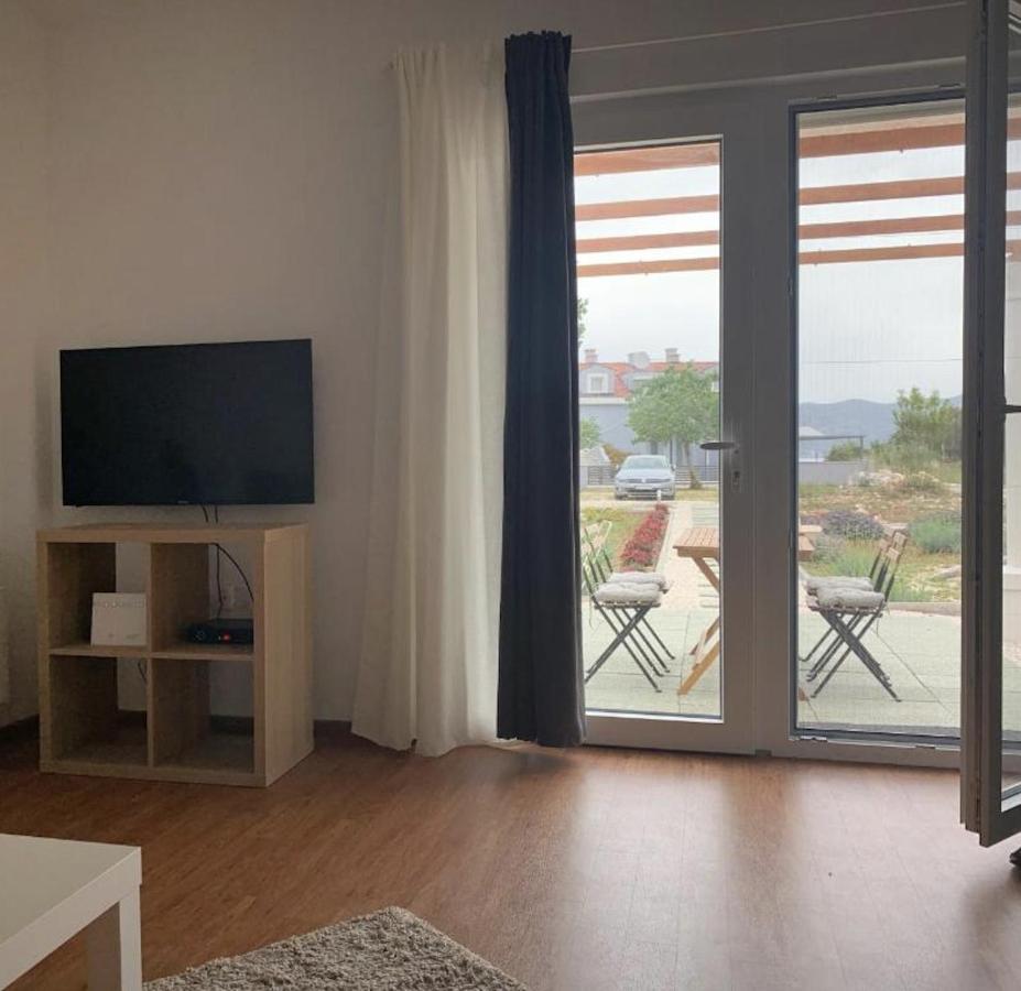 Apartments Cvijet Mora Сресер Екстер'єр фото
